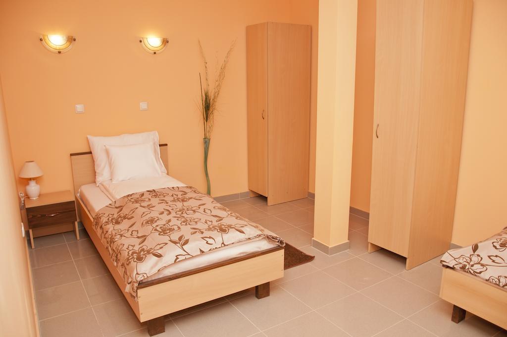 Esprit Hotel 3*